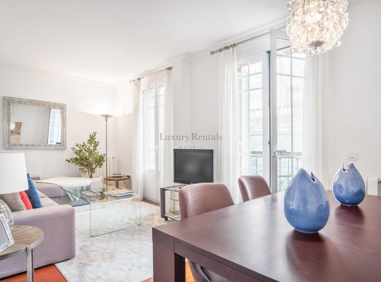 Charming 2-Bedroom Apartment In Retiro Perfect Madrid Location Εξωτερικό φωτογραφία